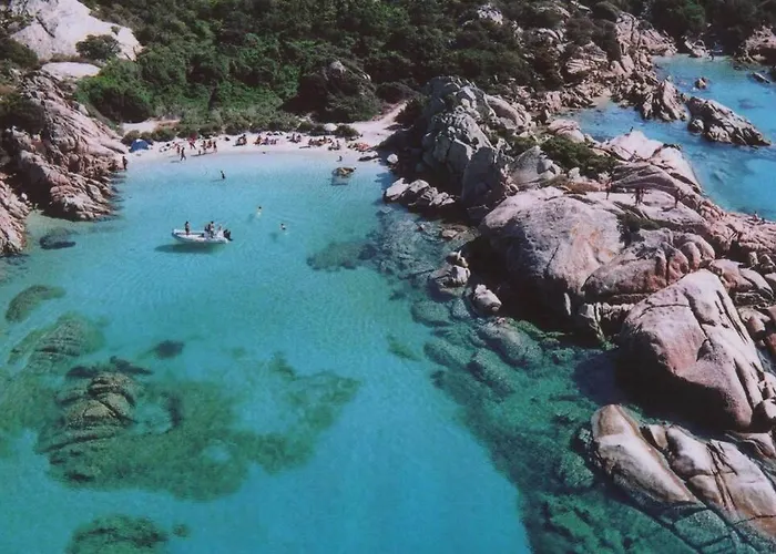 Grazioso Isola Rossa (Sassari)